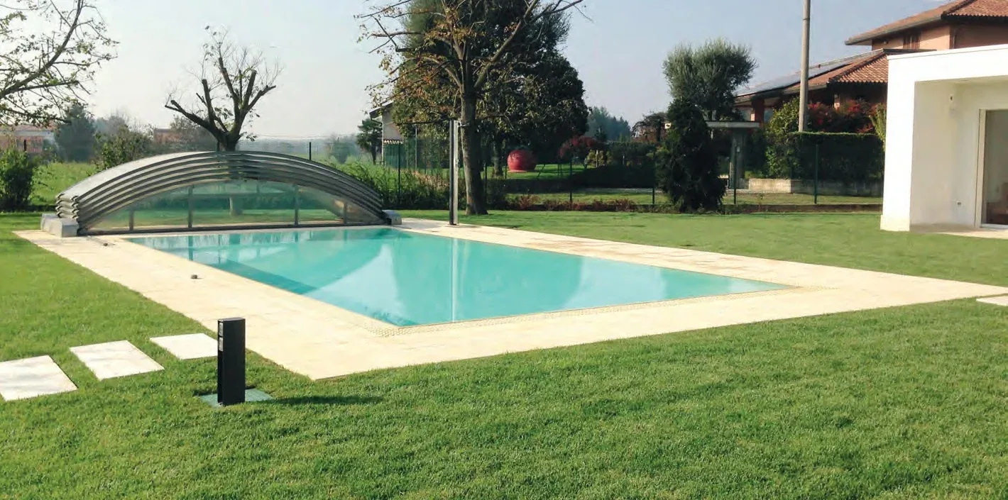 Piscina dal catalogo Piscine Solaris